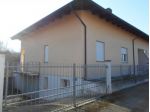 La villa, ultimata nel 2012 e mai abitata, si sviluppa su due piani ed è co &hellip;