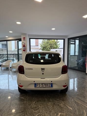 Dacia Sandero 1.5 dCi 8V 75CV Start&Stop Comfort - Foto 5