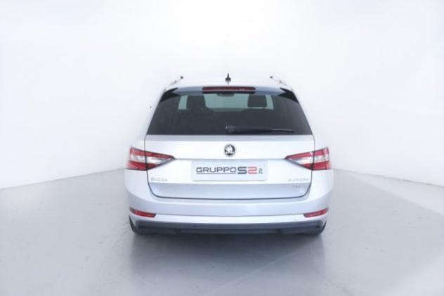 SKODA Superb 2.0 TDI 190 CV SCR DSG 4x4 Wagon Executive rif. 20708093 - Foto 5