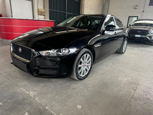 Jaguar XE 2.0 D 180 CV AWD aut. Pure - Foto 4