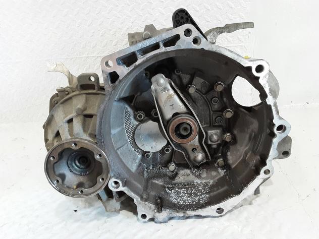 CAMBIO MANUALE COMPLETO VOLKSWAGEN Maggiolino Serie LHW23091 CAYC Diesel 1600 (11)