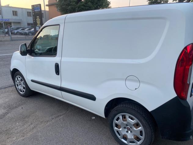 Fiat Doblo METANO - Foto 6