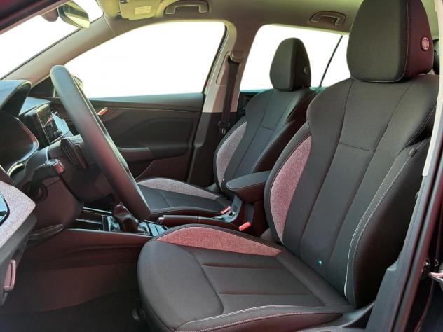 Škoda Kamiq 1.0 TSI Black Dots DSG 85kW - Foto 6