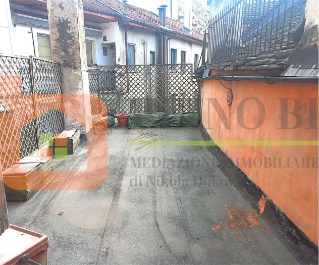 V000440 - CASA ANTICA CON TERRAZZO E CANTINA - Foto 9