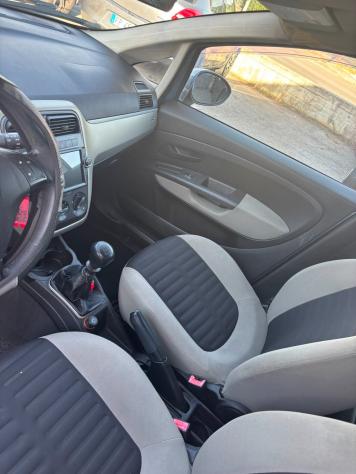Fiat Grande Punto 1.3 MJT 90 CV 5 porte Dynamic - Foto 10