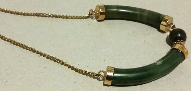 Collana girocollo con centrale in giada verde e catenina dorata - Foto 3