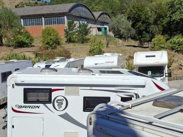 CAMPER ELNAGH CITROEN SEMINTEGRALE GARAGE SEMDINETTE LETTO BASCULANTE CLIMATIZZATORE FOTOVOLTAICO CAMPEGGIO USATI GENERALI 1770 - Foto 6