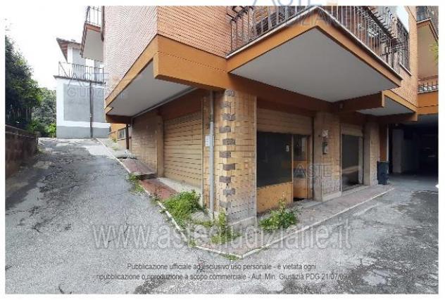 IMMOBILI-IMMOBILE COMMERCIALE-Via delle Sorgenti 30 - Foto 5