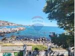 Casa Indipendente in vendita a Aci Castello