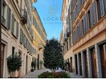 Immobile di 250 m² con 4 locali in affitto a Milano