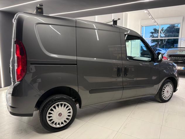 Fiat Doblo Dobl1.6 MJT 16V Lounge 2018 - Foto 5