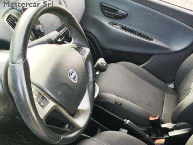 LANCIA Ypsilon NEOPATENTATI 1.0 firefly hybrid Gold TG : GL734FA rif. 24018680 - Foto 7
