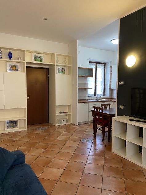 BILOCALE MONZA CENTRO ALL INCLUSIVE completamente arredato e corredato - Foto 7