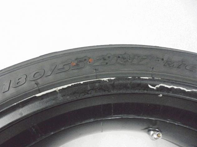 CERCHIO RUOTA POSTERIORE TRIUMPH SPRINT 955 RS 1999 - 2003 T2010345 REAR WHEEL CON DIFETTO - Foto 2
