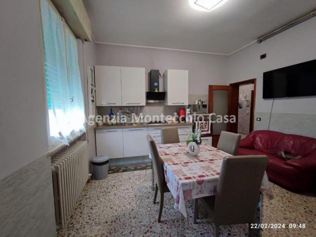 Casa singola con due appartamenti più mansarda e ampio scoperto esclusivo. - Foto 3