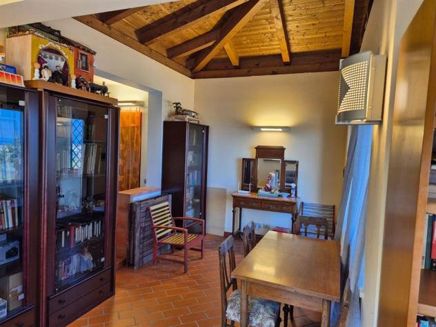 Villa panoramica a schiera con due unità abitative - Foto 17