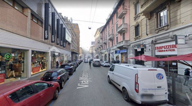 magazzino su strada 255 mq. Mq . ASSAGO VIA CHIESA ROSSA