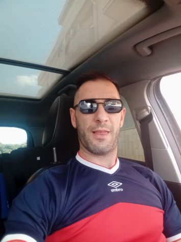 Cerco compagnia di una bella ragazza o donna Tel:3298421132