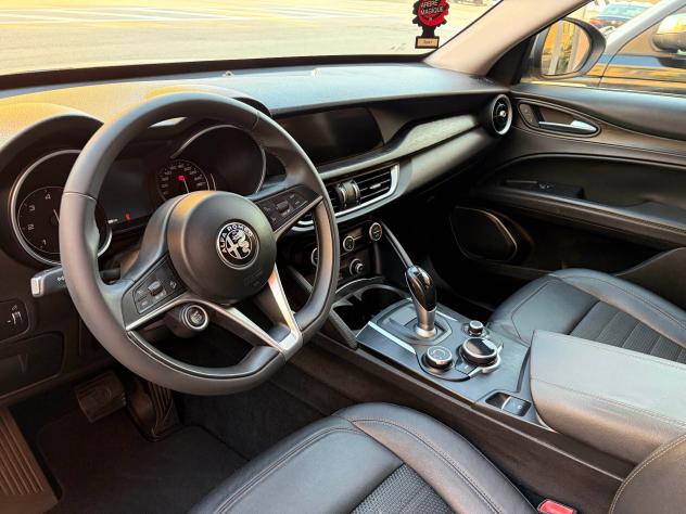 Alfa Romeo Stelvio 2.2 Turbodiesel 180 CV AT8 Q4 Super - Foto 9