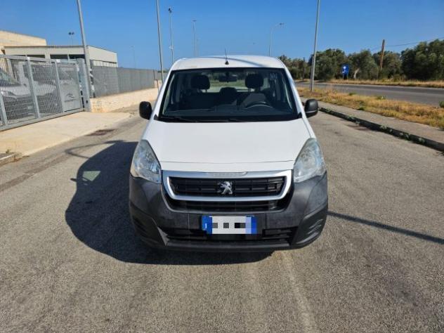 PEUGEOT Partner TEPEE 1.6 BLUEHDI 75CV ACCESS MIX 5 POSTI N1 rif. 23712785 - Foto 2