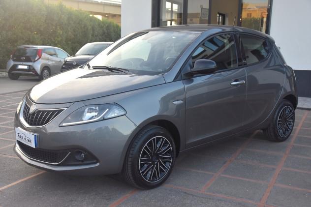 Lancia Ypsilon 1.0 Hybrid Gold - Foto 3