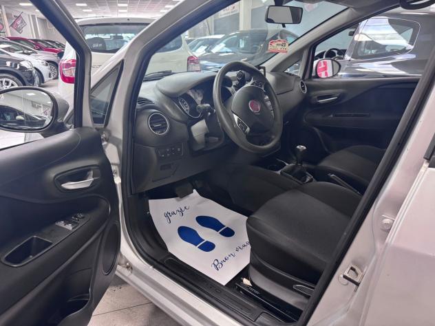 Fiat Punto 1.4 S&S 8V 5 porte Lounge cambio Automatico - Foto 5