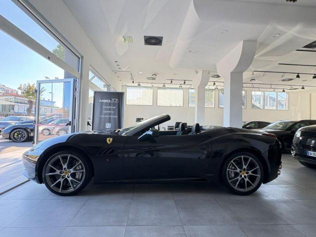 FERRARI - California - - Foto 2