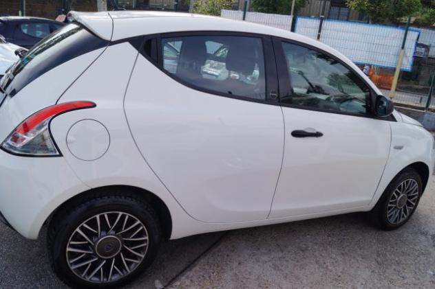 LANCIA Ypsilon 1.0 FireFly 5 porte S&S Hybrid Ecochic Silver rif. 23900599 - Foto 8
