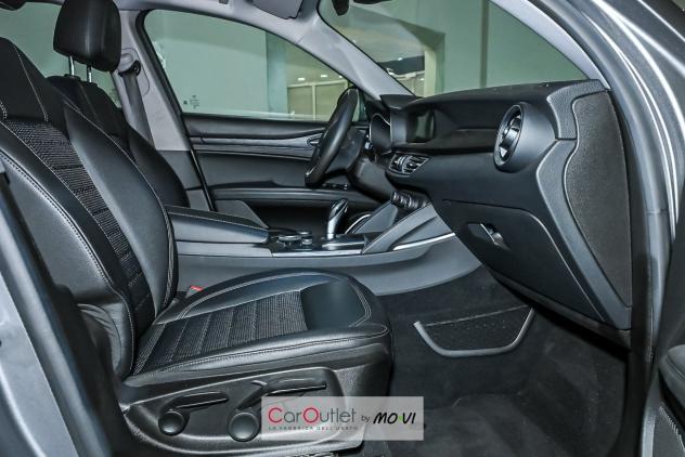 Alfa Romeo Stelvio 2.2 Turbodiesel 210 CV AT8 Q4 Executive - Foto 9
