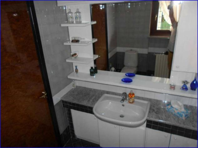 Immobile in asta di 479 m², box auto doppio in vendita a Gorla Minore - Foto 12