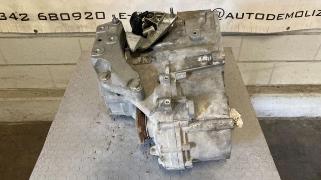Cambio manuale Volkswagen Caddy 2.0TDI 4x4 del 2015 (NFQ) - Foto 3