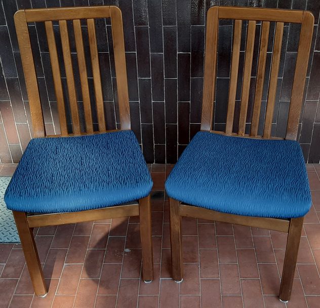 COPPIA SEDIE IMBOTTITE LEGNO MASSELLO PREZZO REALIZZO