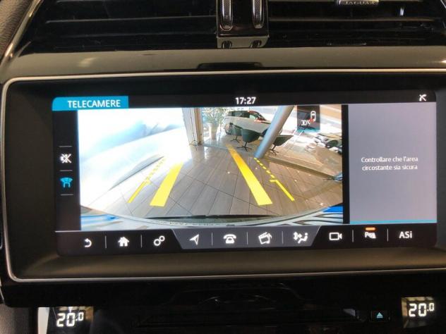 JAGUAR F-Pace (X761) F-Pace 3.0 D V6 300 CV AWD aut. Prestige - Foto 7