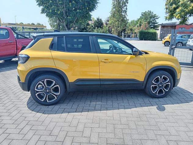 Jeep Avenger e-Hybrid 1.2 MHEV e-Hybrid Turbo Summit - Foto 4