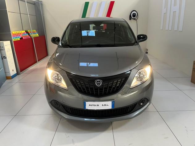 Lancia Ypsilon Ypsilon 1.0 firefly hybrid SILVER PLUS s&s 70cv - Foto 2