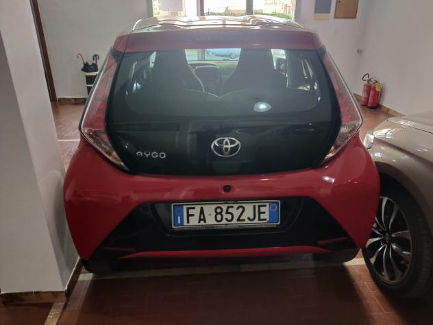 Toyota Aygo 1.0 VVT-i 69 CV 5 porte x-play - Foto 10