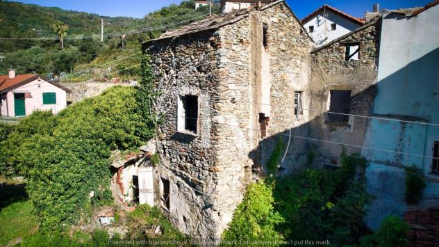 Rustico in vendita a Vado Ligure