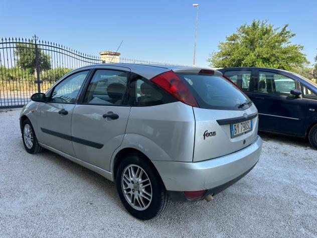 Ford Focus 1.8 TDDi cat 5p. Ambiente - Foto 3