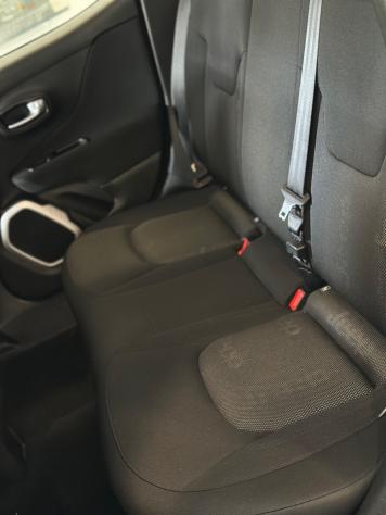 Jeep Renegade 1.6 Mjt 120 CV Longitude - Foto 9