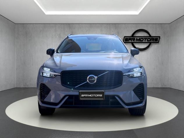 Volvo XC60 B5 D AWD automatico Core/PROMO - Foto 2