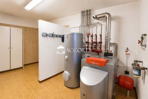 BIFAMILIARE di 10 vani e di 340 mq (GIAVERA DEL MONTELLO) rif. PE20 - Foto 19
