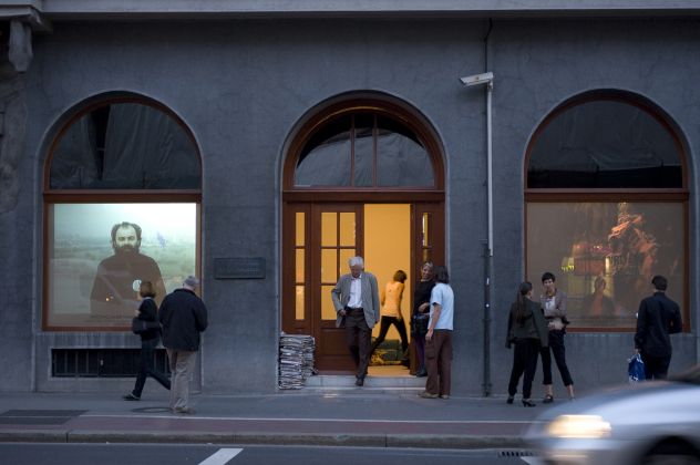 Curatore mostre galleria d’arte
