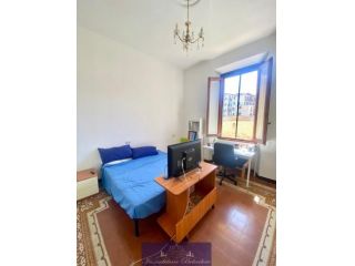 Stanza in appartamento in affitto a Firenze, Rifredi