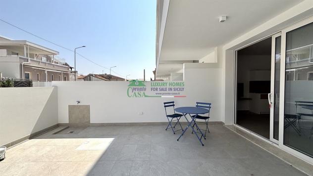 Rif. 2389 - Appartamento con veranda per locazione annuale a Marina di Ragusa - Foto 2