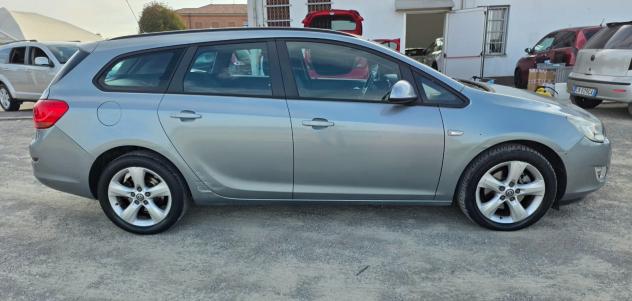 Opel Astra 1.7 CDTI 110CV Sports Tourer Cosmo - Foto 7