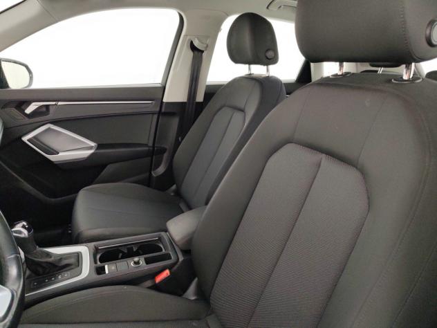 Audi Q3 2.0 35 TDI S Tronic Business - Foto 9