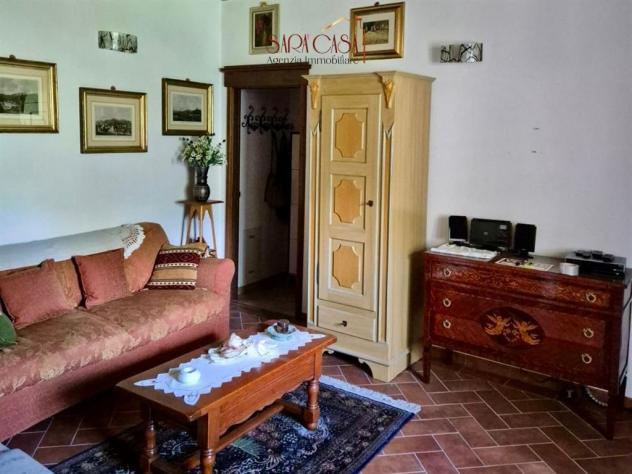 APPARTAMENTO CON DUE CAMERE DA LETTO IMMERSO NEL VERDE - Foto 12