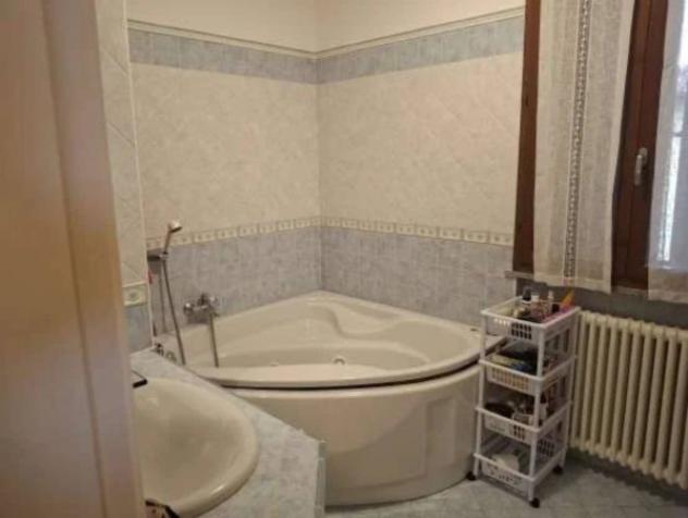 Immobile in asta di 198 m² con più di 5 locali e box auto in vendita a San Martino in Rio - Foto 9