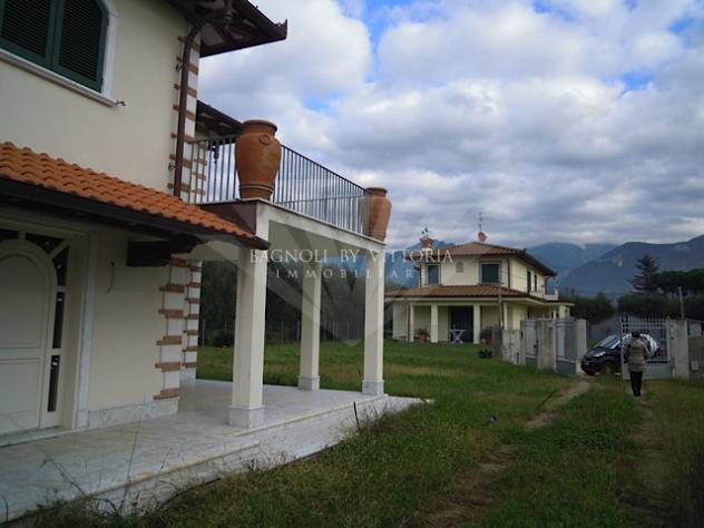 VILLA di 9 vani e di 240 mq (PIETRASANTA) rif. 533 - Foto 7
