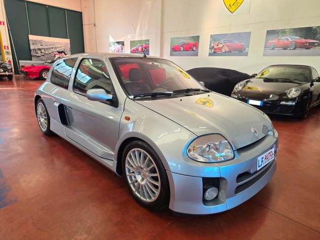 Renault Clio 3.0 V6 24V cat 3 porte Sport A.S.I. - Foto 2